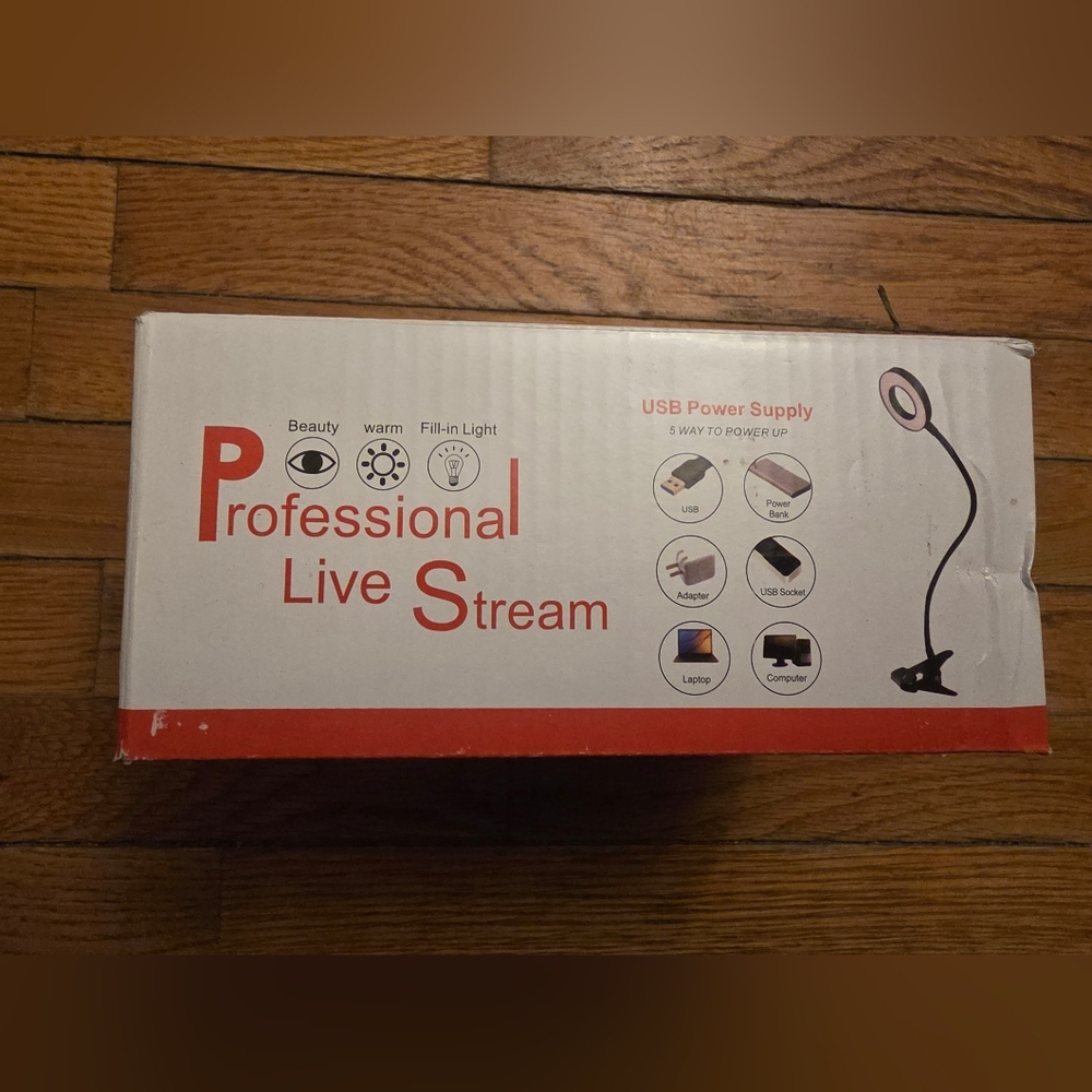 Personal Live Stream Circular Light NEW IN BOX!